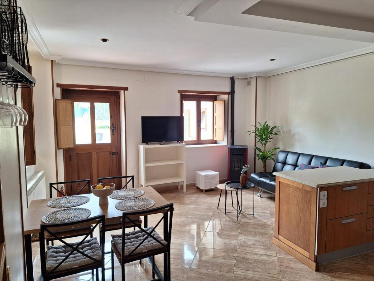 Ferienwohnung La Santina Y Su Jardin Avilés Exterior foto